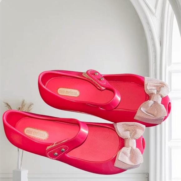 Mini Melissa Kids Pink Dress Shoes with Bow Accent - Picture 1 of 4
